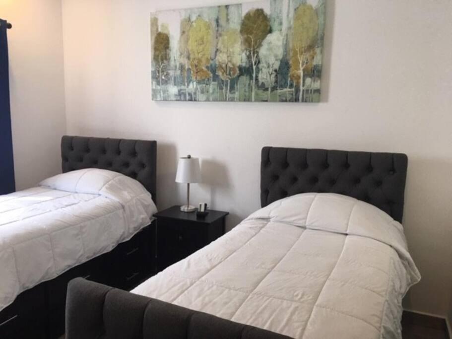 Condo En Torres Cantera De 2 Recamaras 2 1/2 Banos 拉巴斯 外观 照片